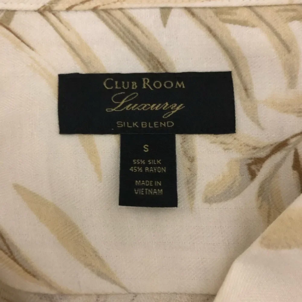 NWT Club Room Luxury Silk Blend Hawaiian Beige Palm Leaf Print Men’s Small Shirt